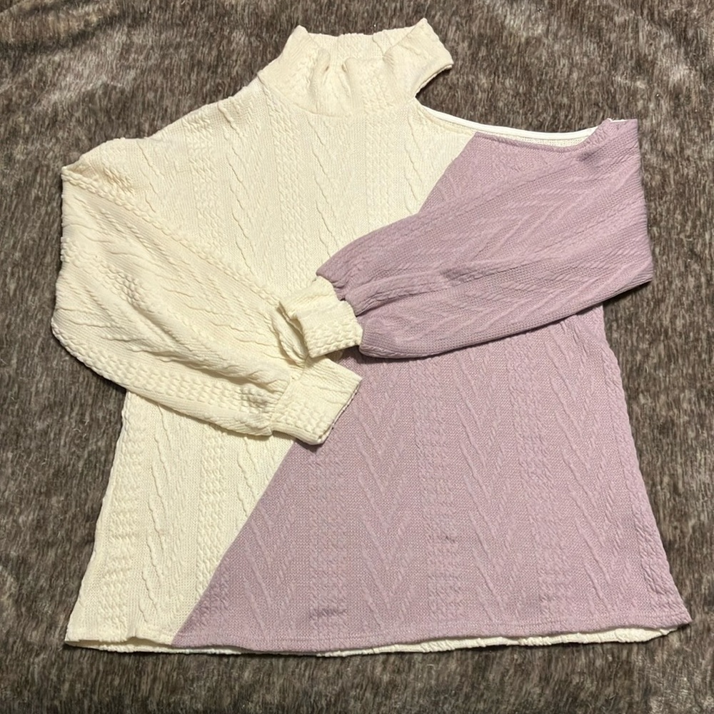 Macaron Light-Weight Textured Color Block Sweater… - image 1